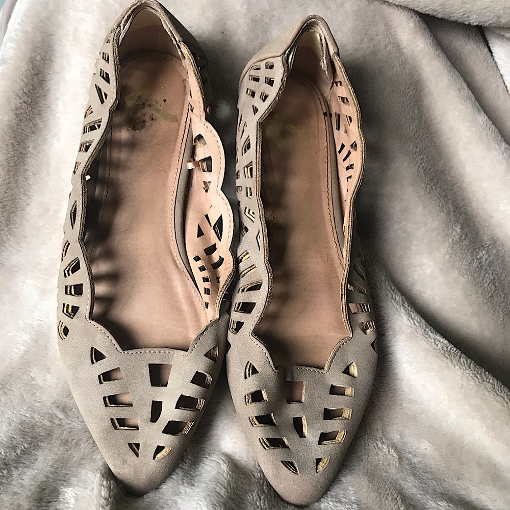 Flats - Picture 2 of 3
